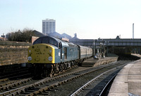 Dundee 40068